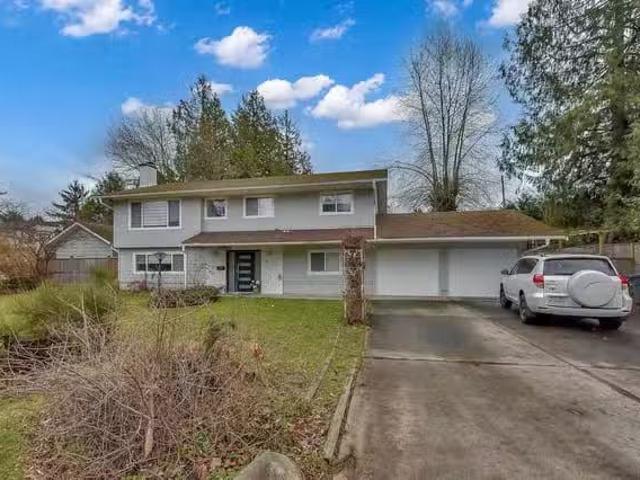 House for sale in Surrey, North Surrey, 11140 Partridge Cresce.