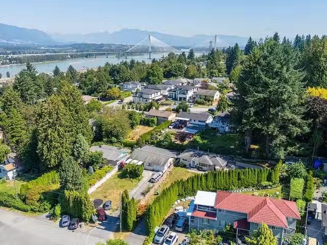House for sale in Surrey, North Surrey, 11458 139 Street, 2631.