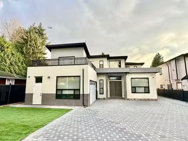 House for sale in Surrey, North Surrey, 12352 96 Avenue, 26313.