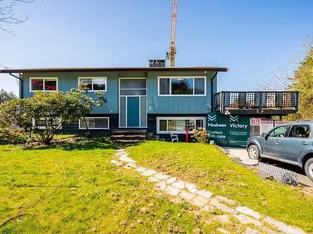 House for sale in Surrey, North Surrey, 13782 Harper Road, 263.
