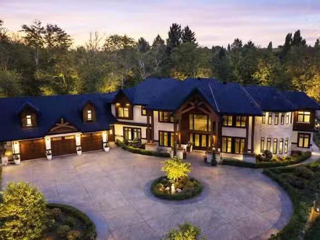 House for sale in Surrey, North Surrey, 8486 Harvie Road, 2630.