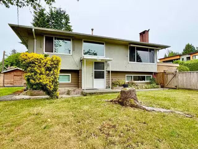 House for sale in Surrey, North Surrey, 9720 Crown Crescent, 2.