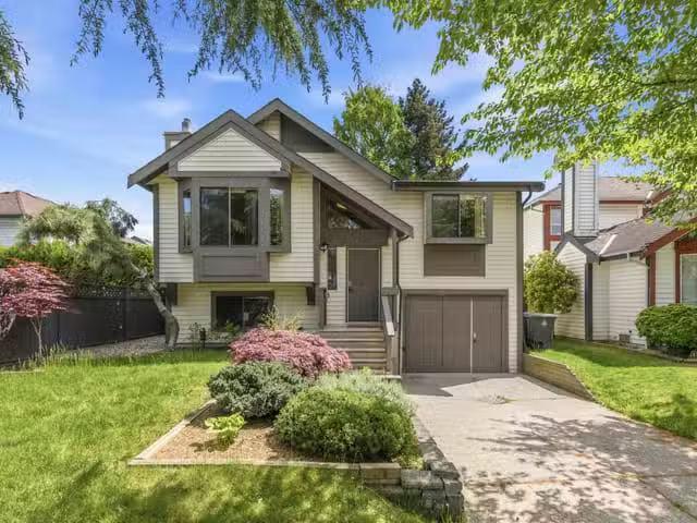 House for sale in Surrey, North Surrey, 9768 151a Street, 2631.