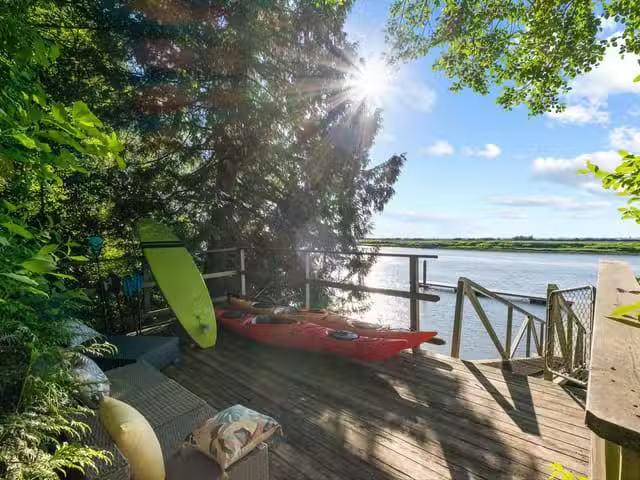 House for sale in Surrey, South Surrey White Rock, 13419 Cresc.