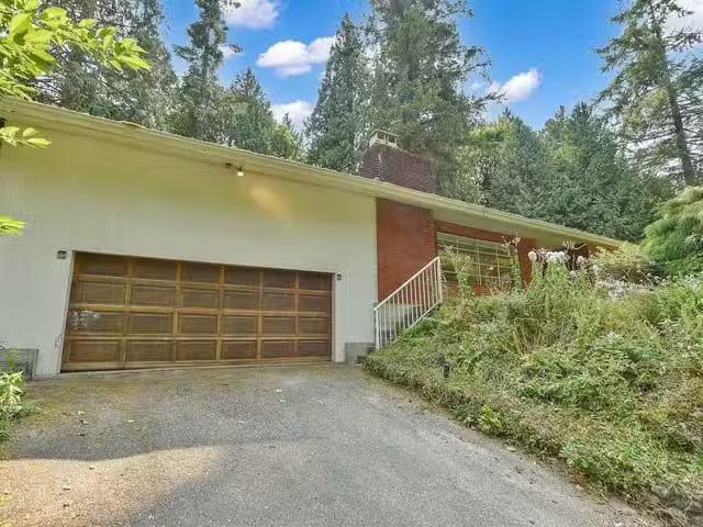 House for sale in Surrey, South Surrey White Rock, 13428 Cresc.