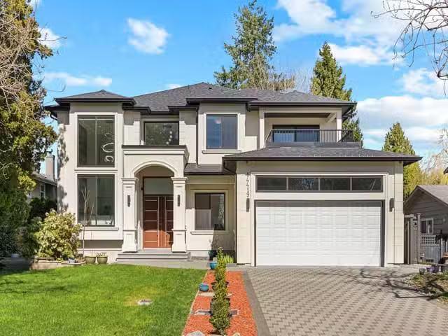 House for sale in Surrey, South Surrey White Rock, 14419 17a A.