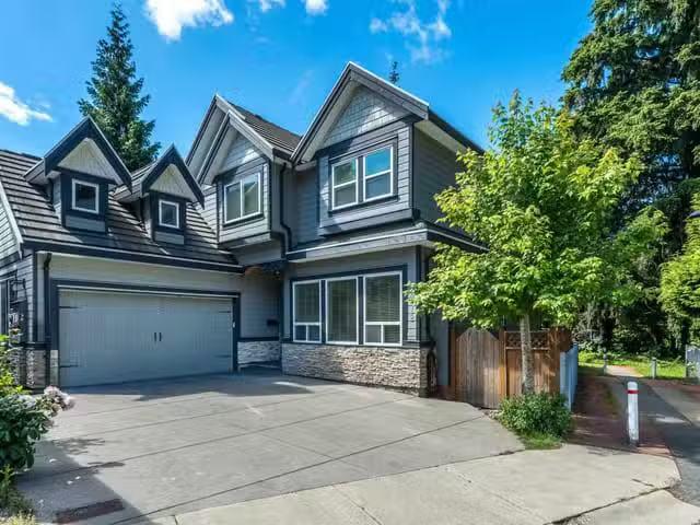 House for sale in Surrey, South Surrey White Rock, 14712 34a A.