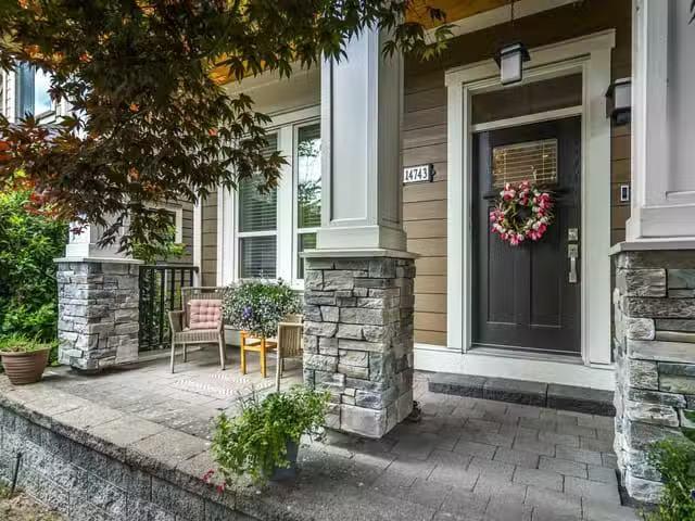 House for sale in Surrey, South Surrey White Rock, 14743 32 Av.