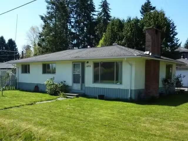 House for sale in Surrey, South Surrey White Rock, 1495 164 St.