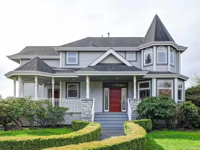 House for sale in Surrey, South Surrey White Rock, 1419 133a S.