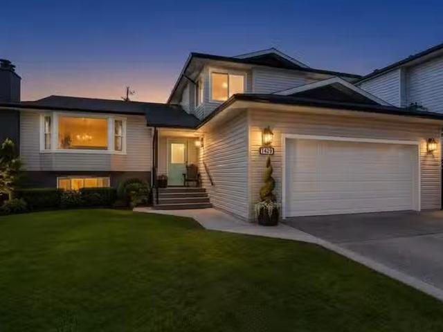 House for sale in Surrey, South Surrey White Rock, 1429 133a S.