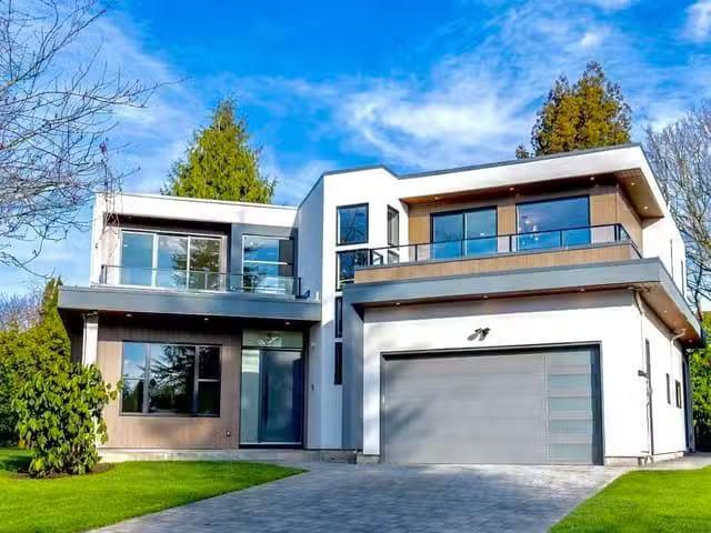House for sale in Surrey, South Surrey White Rock, 15043 19a A.