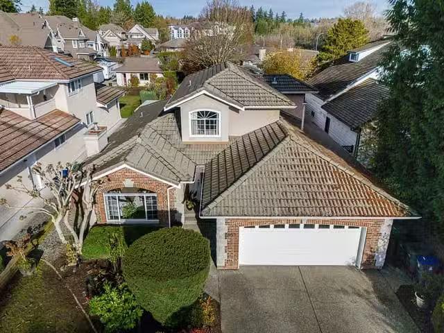 House for sale in Surrey, South Surrey White Rock, 16545 10 Av.