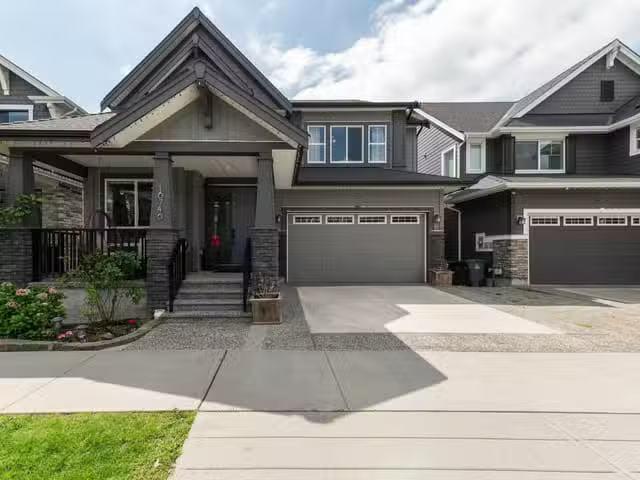 House for sale in Surrey, South Surrey White Rock, 16746 18 Av.