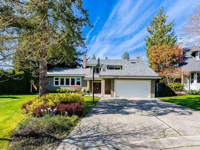 House for sale in Surrey, South Surrey White Rock, 1779 148a S.