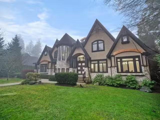 House for sale in Surrey, South Surrey White Rock, 17108 4 Ave.