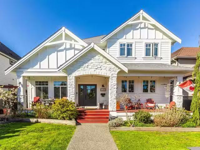 House for sale in Surrey, South Surrey White Rock, 17383 3a Av.