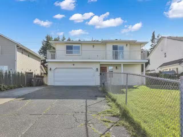 House for sale in Surrey, South Surrey White Rock, 1876 King G.