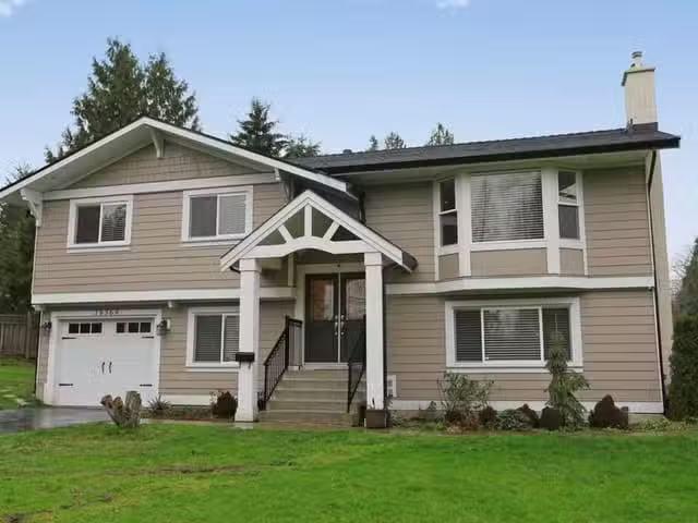 House for sale in Surrey, South Surrey White Rock, 18369 21a A.