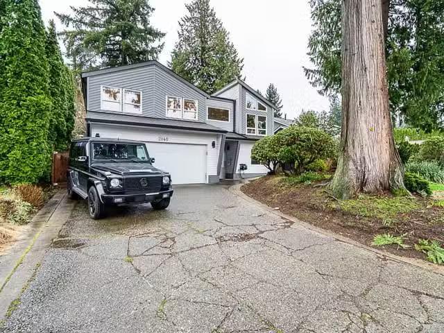 House for sale in Surrey, South Surrey White Rock, 2140 127a S.