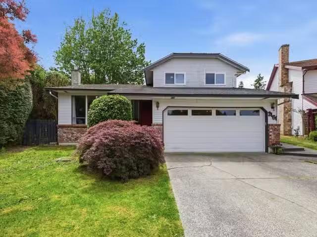 House for sale in Surrey, South Surrey White Rock, 2161 153a S.