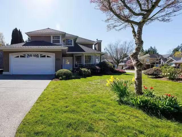 House for sale in Surrey, South Surrey White Rock, 2244 140a S.