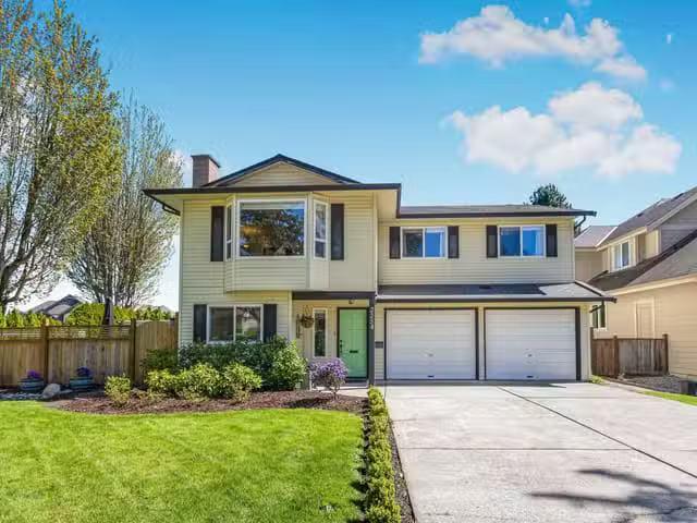 House for sale in Surrey, South Surrey White Rock, 2254 154a S.