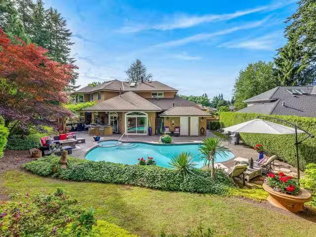 House for sale in Surrey, South Surrey White Rock, 2908 140b S.