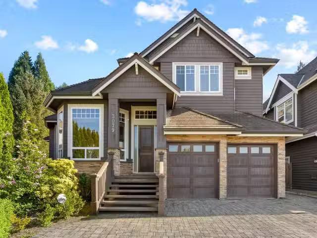 House for sale in Surrey, South Surrey White Rock, 3079 162 St.