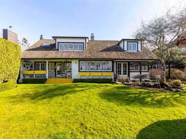 House for sale in Surrey, South Surrey White Rock, 3002 O'hara.