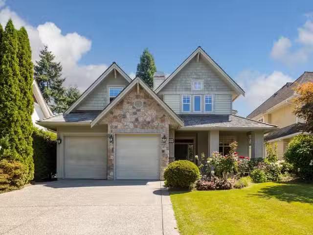 House for sale in Surrey, South Surrey White Rock, 3788 156 St.