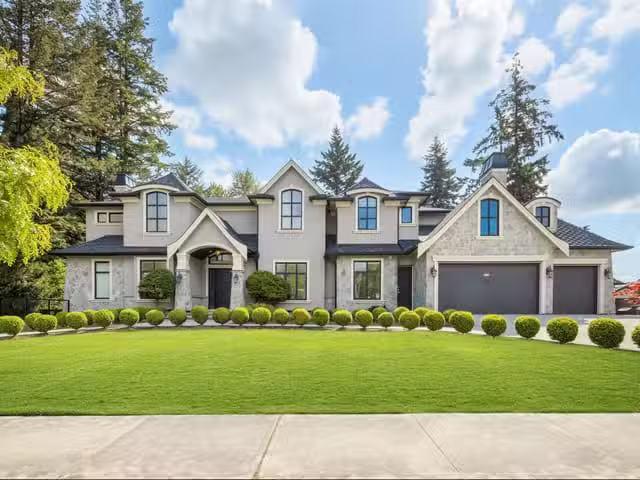 House for sale in Surrey, South Surrey White Rock, 3818 156 St.