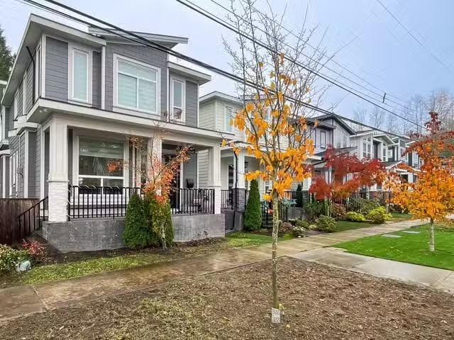 House for sale in Surrey, South Surrey White Rock, 58 172 Stre.