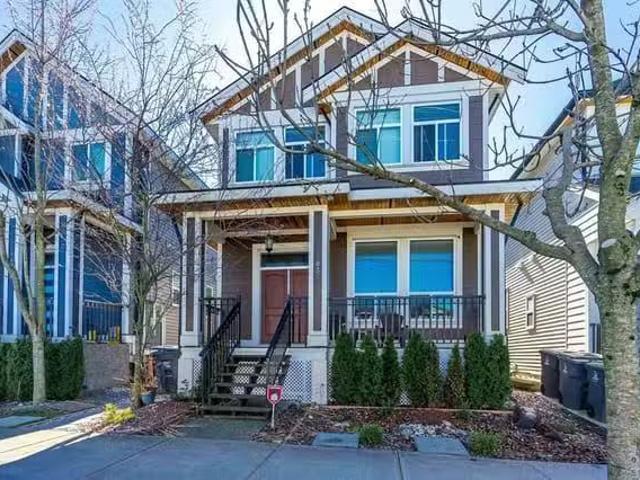 House for sale in Surrey, Surrey, 14036 60 Avenue, 263117087