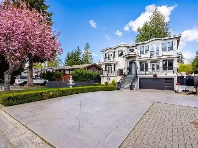 House for sale in Surrey, Surrey, 14115 76 Avenue, 263136196