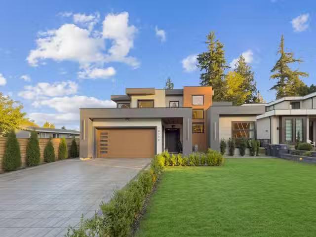 House for sale in Surrey, Surrey, 14124 71 Avenue, 263151752