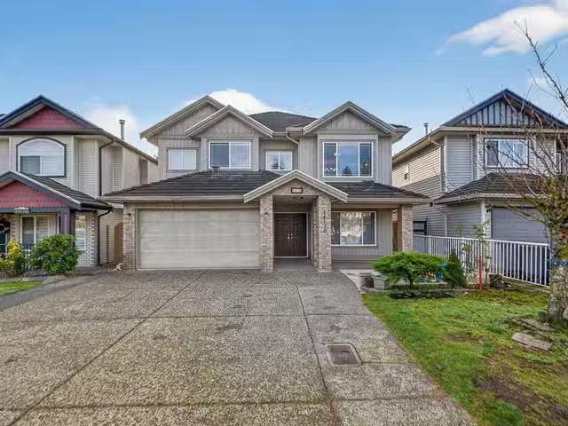House for sale in Surrey, Surrey, 14170 65 Avenue, 263124875