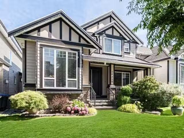 House for sale in Surrey, Surrey, 14239 62 Avenue, 263147478