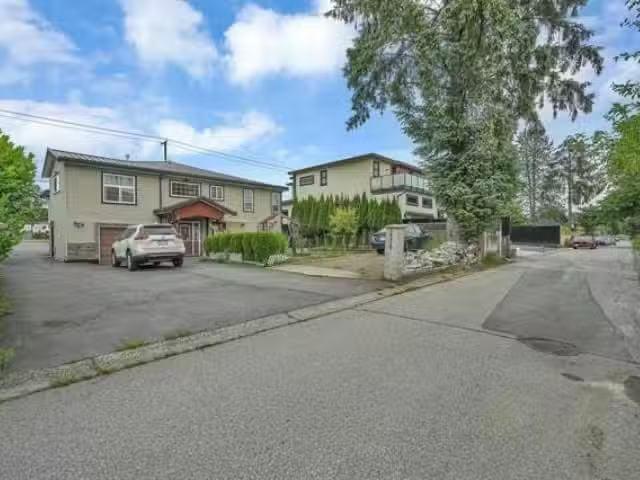 House for sale in Surrey, Surrey, 14478 88 Avenue, 263145690
