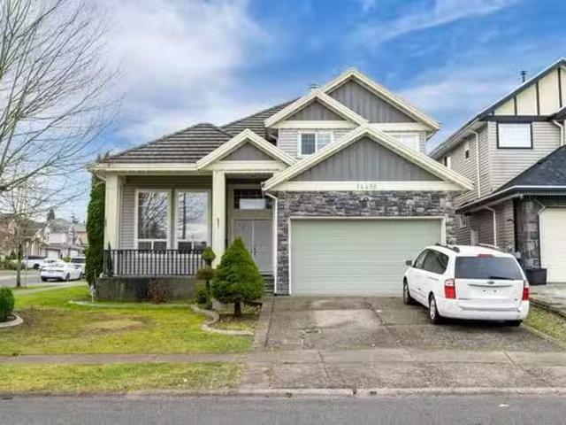House for sale in Surrey, Surrey, 14496 74 Avenue, 263095804