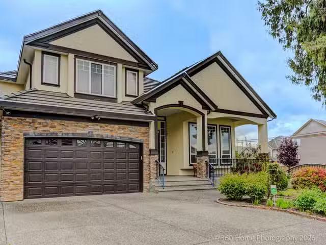 House for sale in Surrey, Surrey, 14995 71 Avenue, 263138719