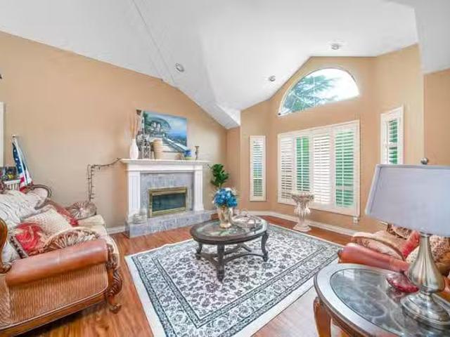 House for sale in Surrey, Surrey, 15007 75 Avenue, 263047338