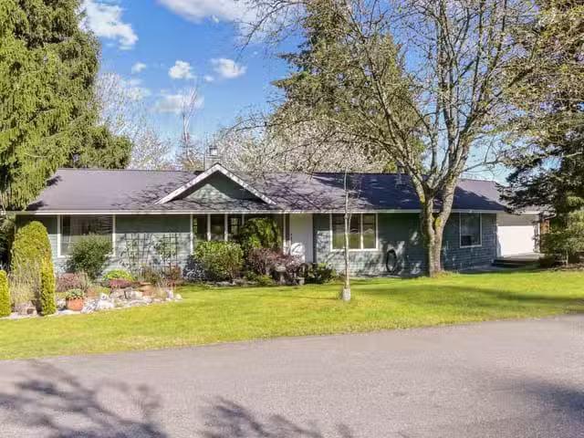 House for sale in Surrey, Surrey, 15342 Killarney Court, 26313.