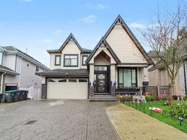 House for sale in Surrey, Surrey, 15648 82 Avenue, 263123110