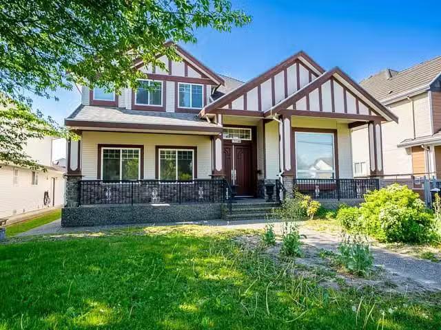 House for sale in Surrey, Surrey, 15746 84 Avenue, 263144416