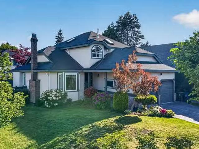 House for sale in Surrey, Surrey, 16296 87 Avenue, 263156033