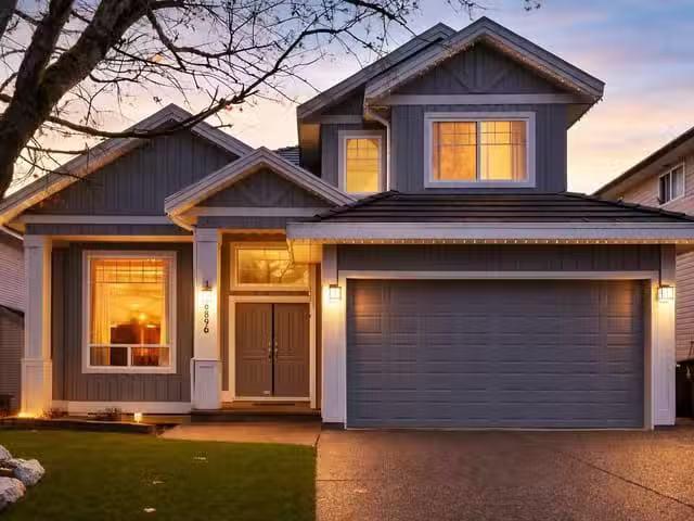 House for sale in Surrey, Surrey, 16896 84 Avenue, 263123556