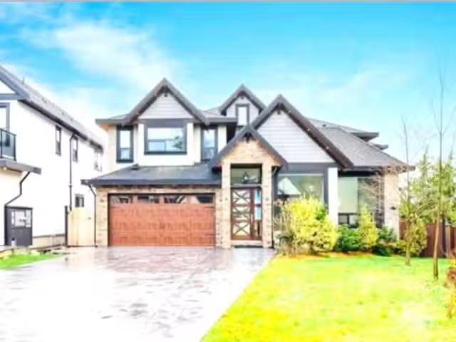 House for sale in Surrey, Surrey, 17012 57 Avenue, 263150200