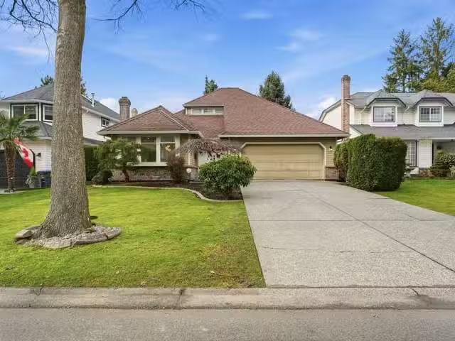 House for sale in Surrey, Surrey, 12201 Northpark Crescent, 26.