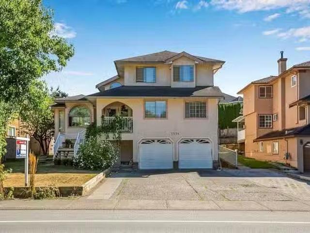 House for sale in Surrey, Surrey, 12224 68 Avenue, 263096383